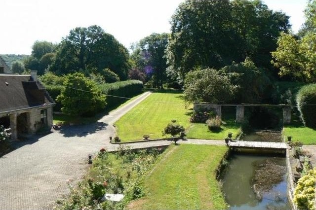 8 bedroom House For Sale: 60200 OISE - 2