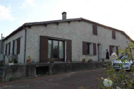 Stone House For Sale St Jean D Angely - 2