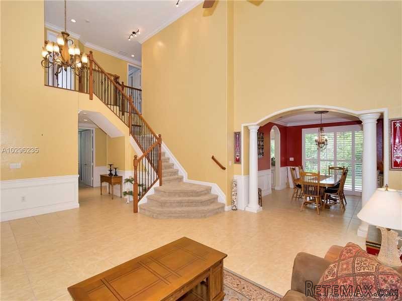 5 bedroom House For Sale: Cutler Bay.. - 2