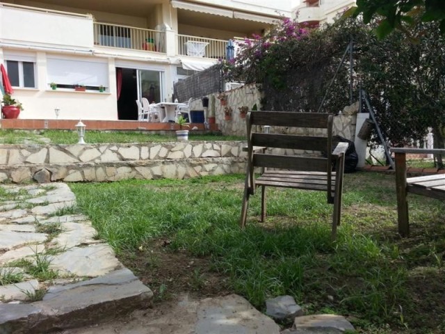 Apartment - ground floor with garden in..