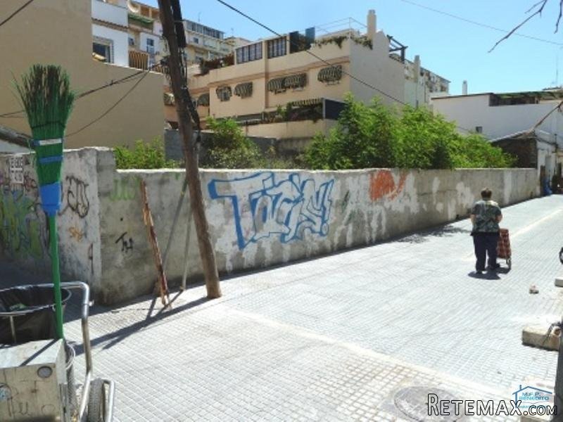 Building Site for sale in Huelin..