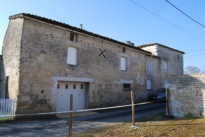 Village property close to amenities..