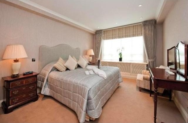4 bed flat to rent in Park Lane.. - 2