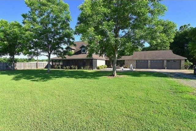 3 bedroom Farm House For Sale: 3901 W..