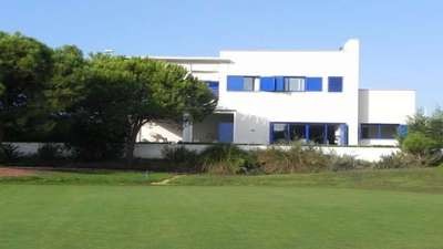 Villa - Modern style villa frontline..