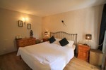 3 Bedrooms - Apartment - For Sale - 2