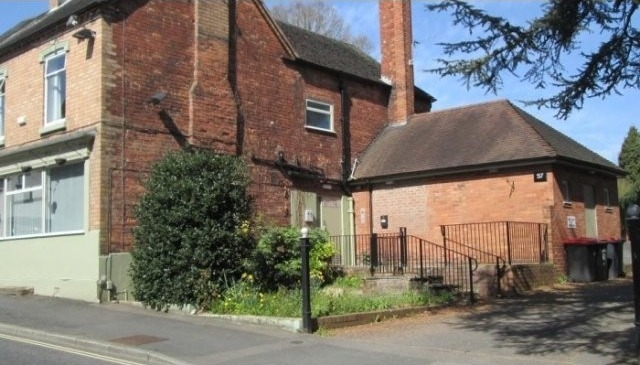 ROOM TO LET IN MADELEY - ALL BILLS..