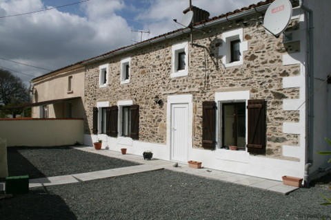 3 Bedroom Cottage For Sale