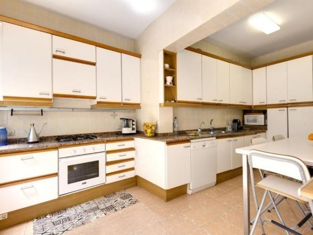 Elegant apartment with garage close to.. - 2