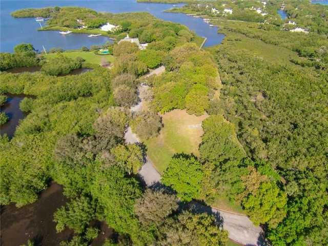 Land For Sale: 80 STINGAREE PT - 2