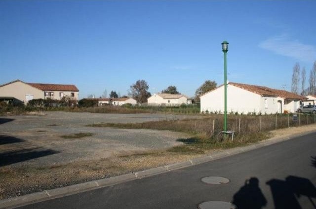 Off-Plan For Sale: 86340 NOUAILLE.. - 2