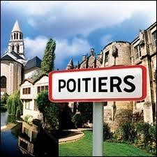Flat For Sale: 86000 POITIERS