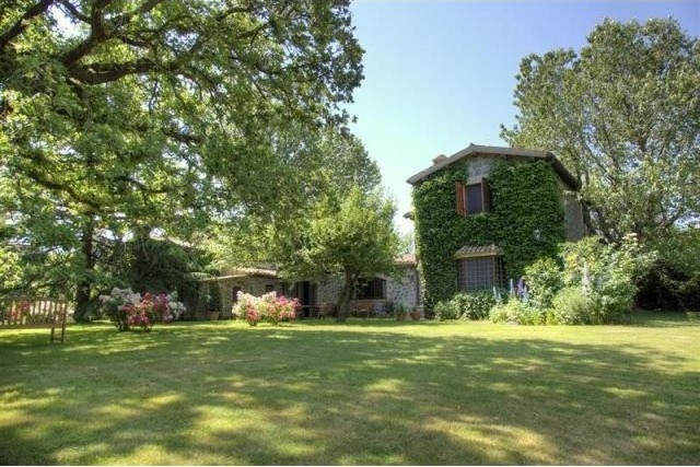 7 bedroom House For Sale: Orvieto.. - 2