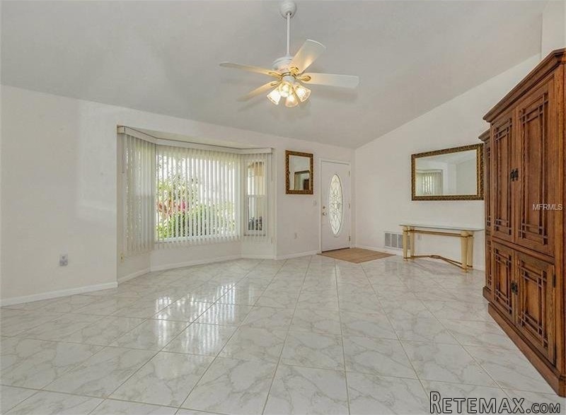 2 bedroom House For Sale: 166 Inlets.. - 2