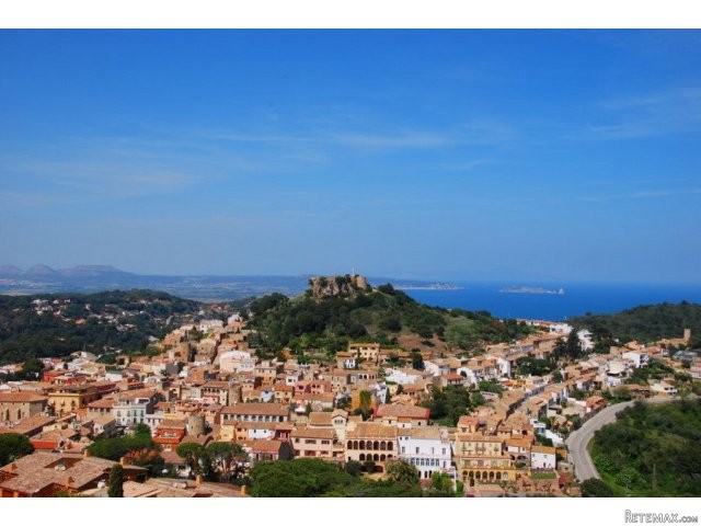 Pleasant apartment for sale with..