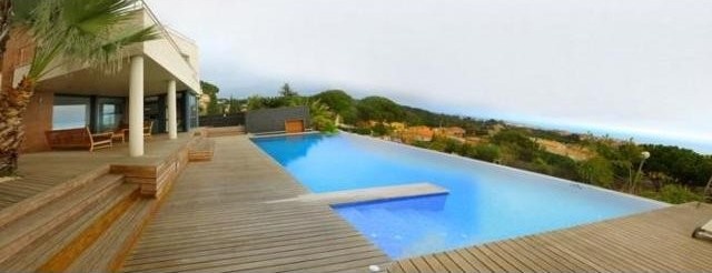 3 bedroom Detached House For Sale:..