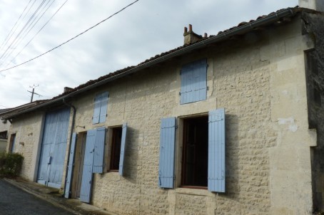 Stone House For Sale St Jean D Angely - 2