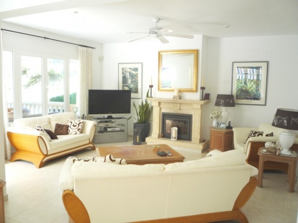 4 Bed 3 Bath Villa Javea 17* - 2