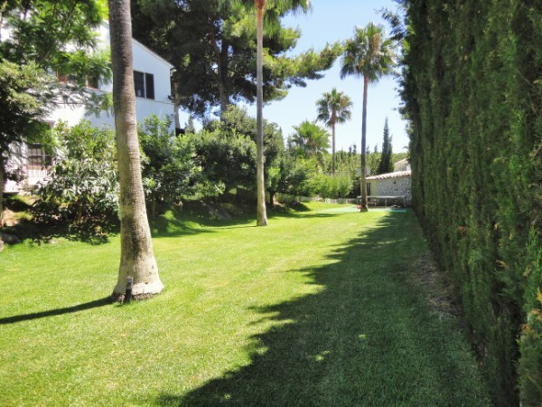Spanish cortijo style villa