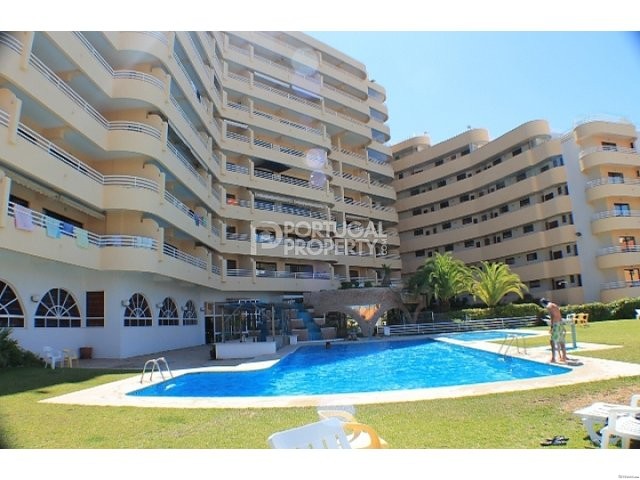 Spacious Central Marina & Beach..