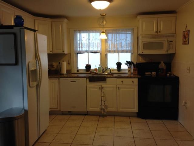 3 bedroom Residence For Sale:.. - 2