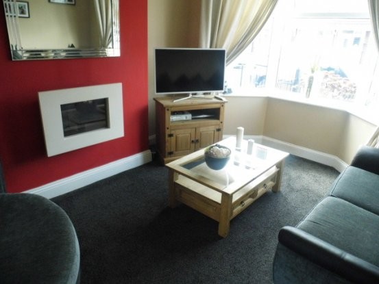 3 bedroom, Semi-detached House house.. - 2