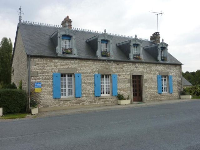 House with Workshop, Cellar and Useable..