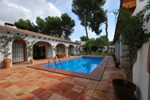 Villa for sale in Moraira