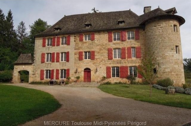 9 bedroom Castle For Sale: 46000 FIGEAC