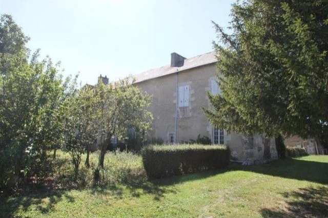 5 bedroom Character For Sale: 86170 10.. - 2