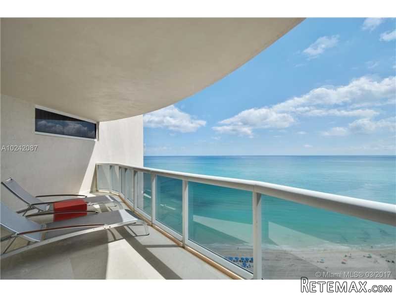 2 bedroom Flat For Sale: 17555 Collins.. - 2