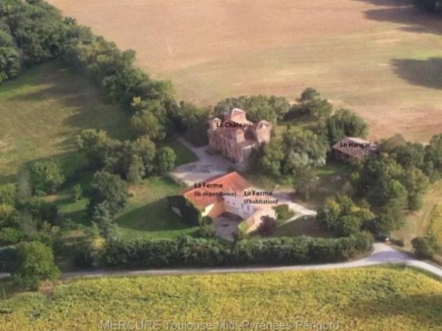 8 bedroom Castle For Sale: 31450 BAZIEGE