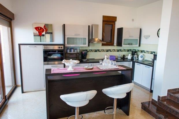 5 bedroom Detached Villa For Sale:.. - 2