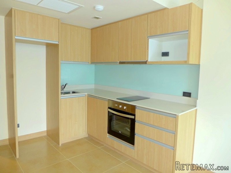The Cliff: new 1 bedroom condo on..