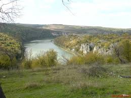 Bulgarije :107 Dka ( 10.7 Hectare)..