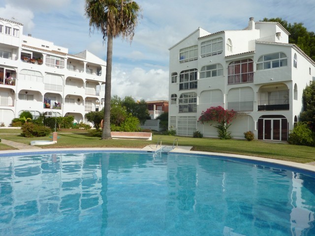 Apartment - Well located apartment at..