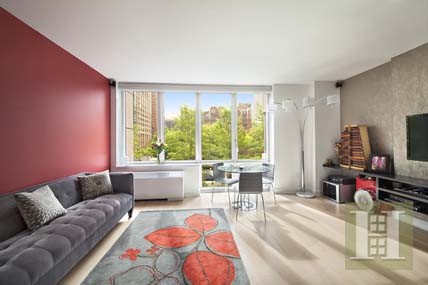 1 bedroom Apartment For Sale: 80..
