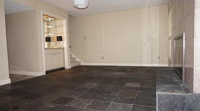 3 bedroom Apartment For Sale: 1569 W.. - 2