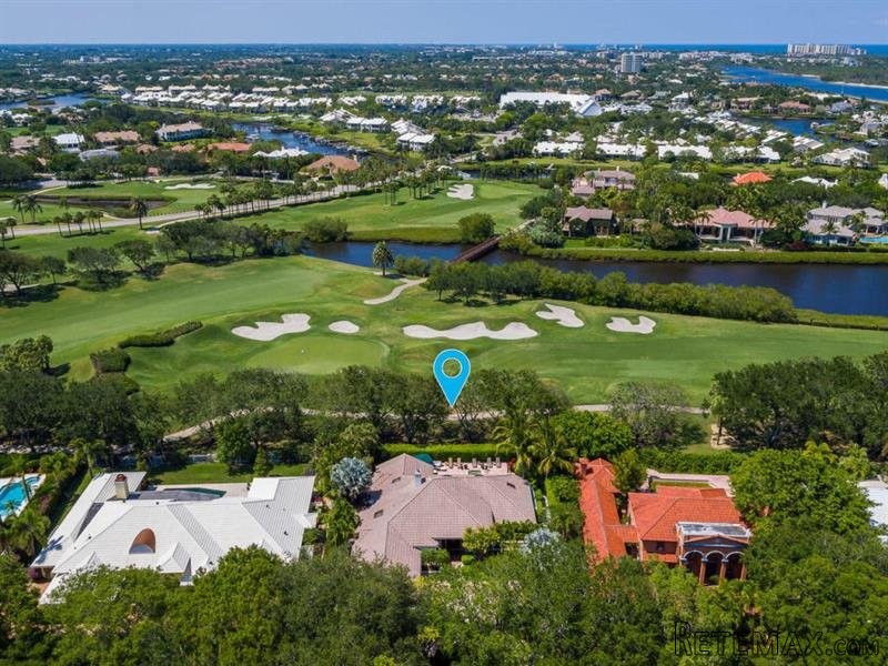 4 bedroom Residence For Sale: Jupiter..