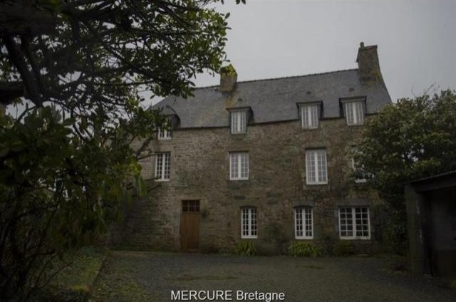 5 bedroom Character For Sale: 22140..