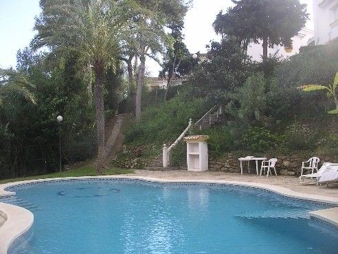 Villa - Ideally located in one of the.. - 2