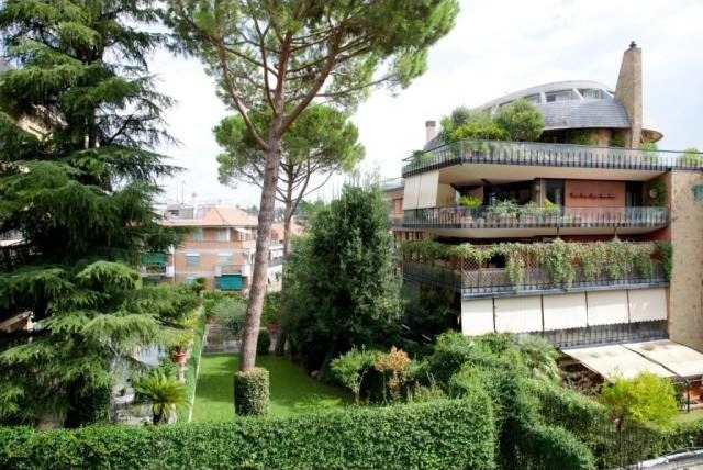 3 Bedrooms - Apartment - For Sale