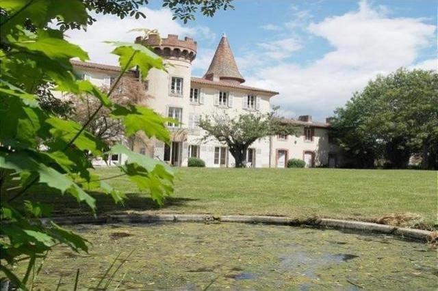 10 bedroom Castle For Sale: 63500 BRENAT - 2