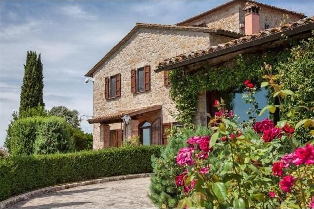 7 bedroom House For Sale: Umbria.. - 2