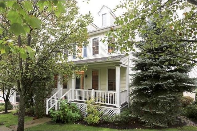 3 bedroom Residence For Sale: Rye..