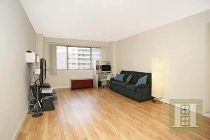 1 bedroom Apartment For Sale: 2621..