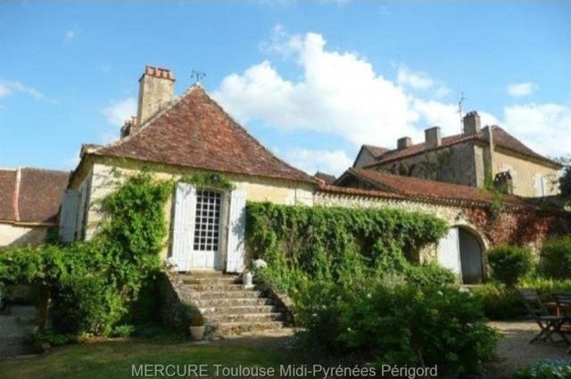 7 bedroom Character For Sale: 24520..