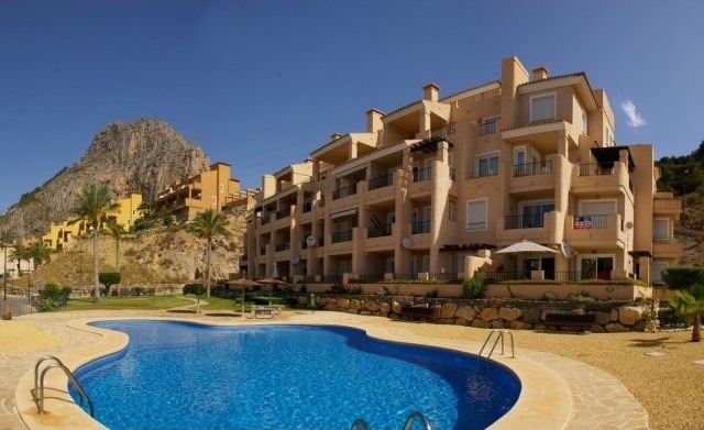 2 bedroom, 2 bathroom Apartment 95m2