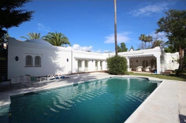 Villa - Lovely single floor villa with..