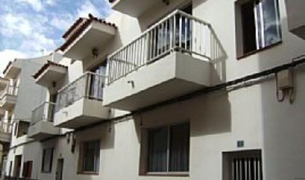 Apartment For Sale in Cabo Blanco..